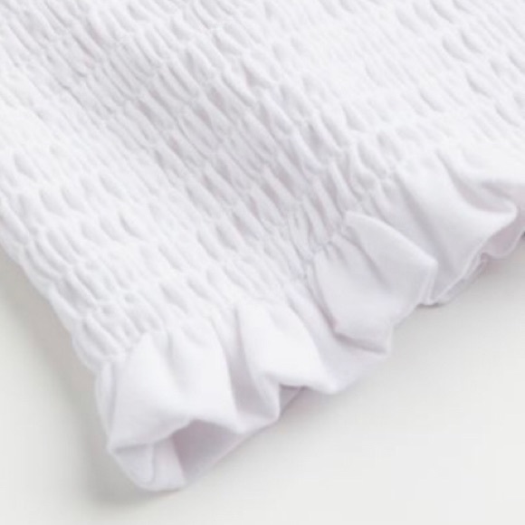 white H&M smocked tube top - Picture 2 of 3